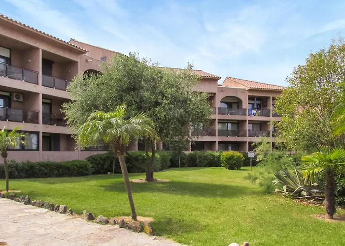 Lovely In * 莫里亚尼海滩